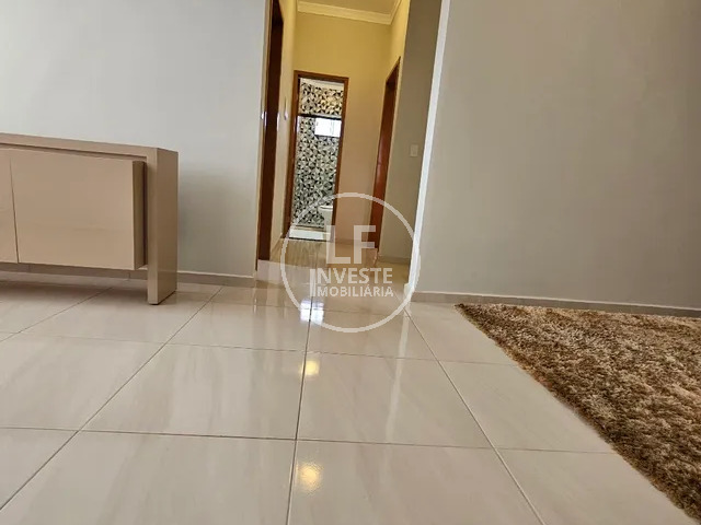 #233 - Apartamento para Venda em Anápolis - GO - 2
