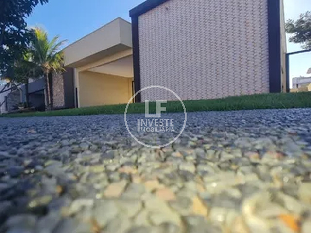 #328 - Casa para Venda em Goiânia - GO - 1