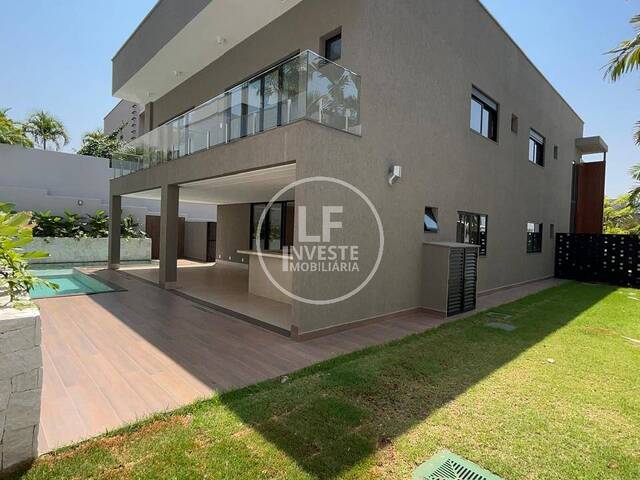Casa em condomínio para Venda em Goiânia - 2