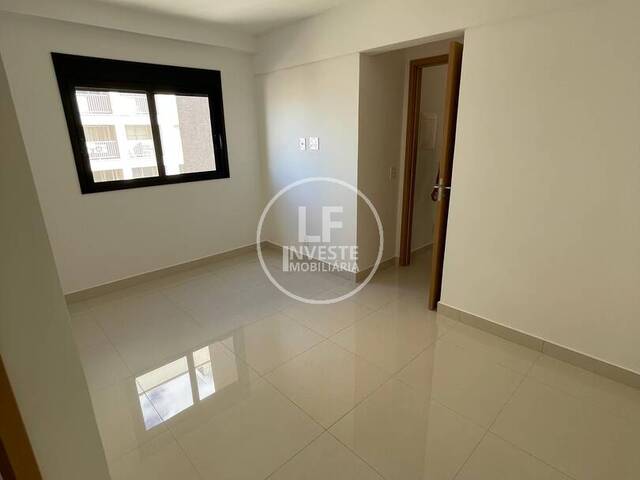 Apartamento para Venda em Goiânia - 4