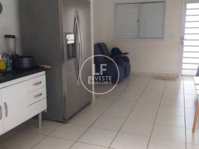 Casa em condomínio para Venda em Goiânia - 2