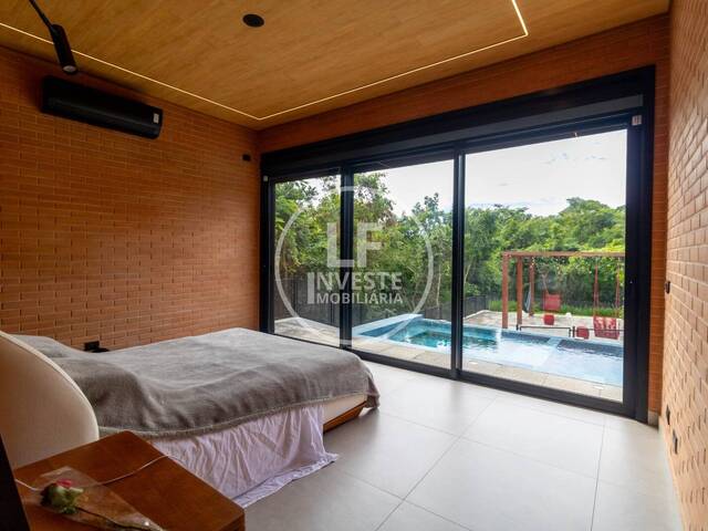 #598 - Casa em condomínio para Venda em Senador Canedo - GO - 2