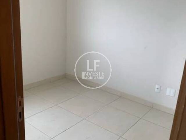 #611 - Apartamento para Venda em Aparecida de Goiânia - GO - 2