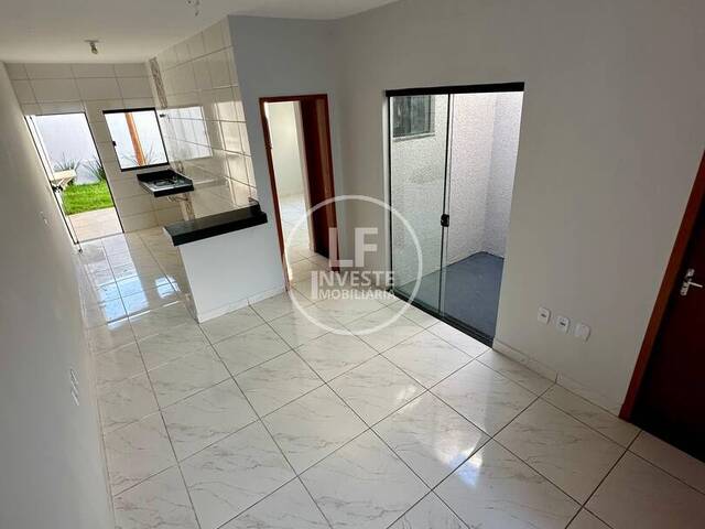 #639 - Casa para Venda em Goiânia - GO - 2