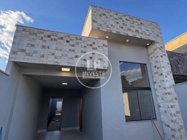 #655 - Casa para Venda em Hidrolândia - GO - 1