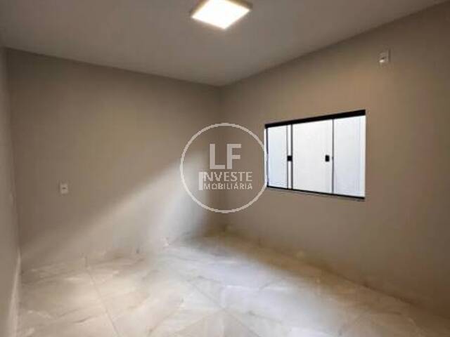 Casa para Venda em Hidrolândia - 5