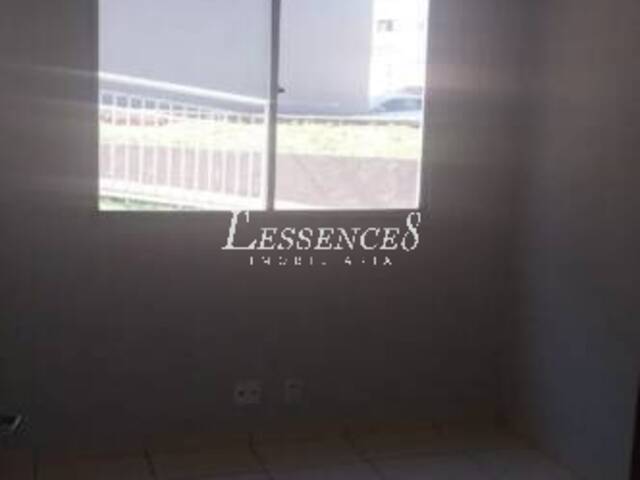 Apartamento para Venda em Aparecida de Goiânia - 3