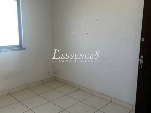 Apartamento para Venda em Goiânia - 4