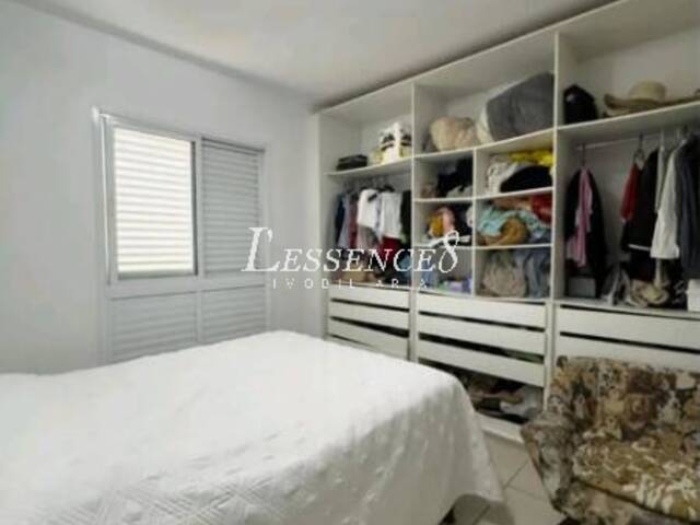 Apartamento para Venda em Goiânia - 4