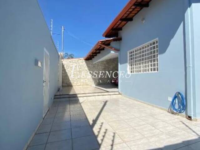 Venda em Vila Santa Isabel - Anápolis