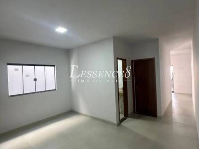 Casa para Venda em Aparecida de Goiânia - 3