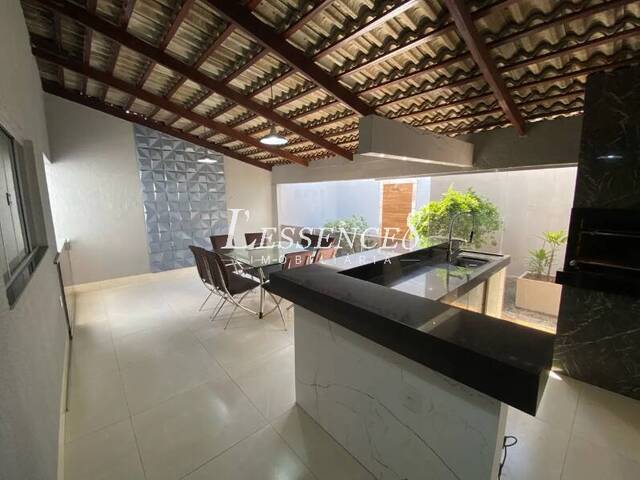 Casa para Venda em Aparecida de Goiânia - 2