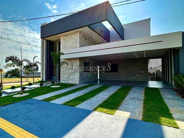 #823 - Casa para Venda em Senador Canedo - GO - 1