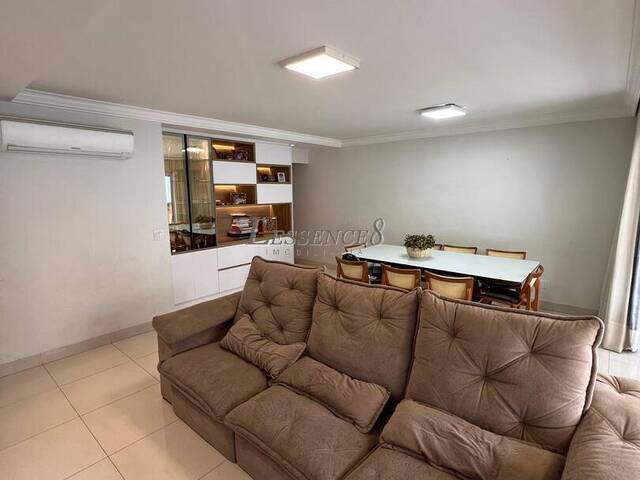 Apartamento para Venda em Goiânia - 4