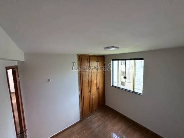 Apartamento para Venda em Aparecida de Goiânia - 4