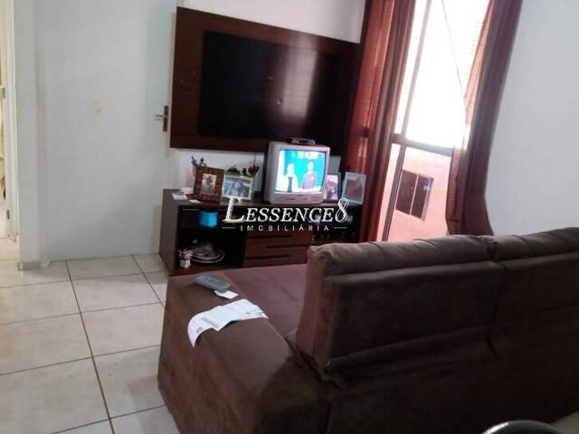 #845 - Apartamento para Venda em Goiânia - GO - 3