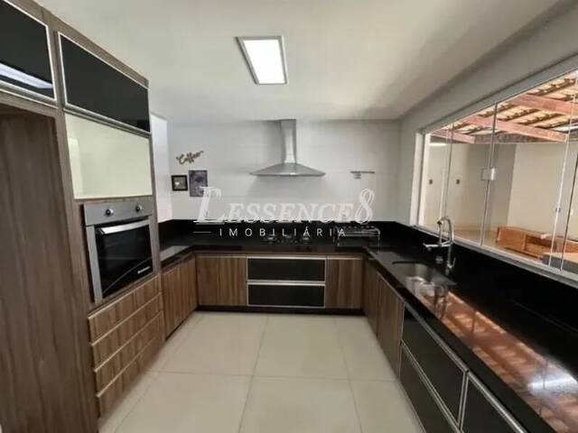 Casa para Venda em Goiânia - 5