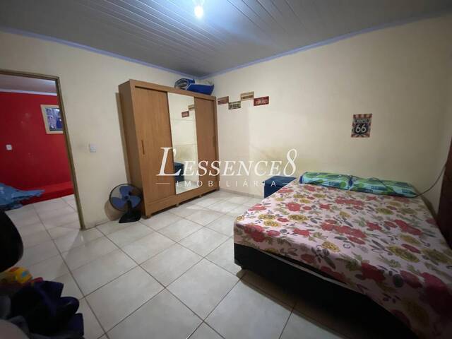 Casa para Venda em Goiânia - 5